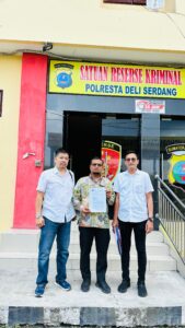 Para Advokat Benito Asdhie Kodiyat MS, SH., MH. Abdul Rizal, SH. Usman, SH.